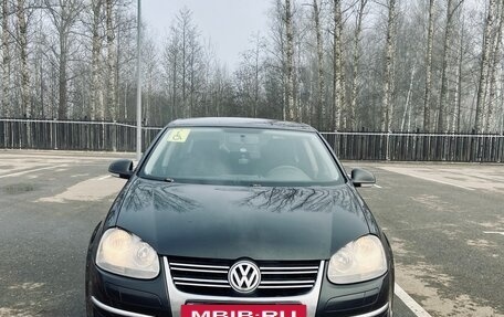 Volkswagen Jetta VI, 2010 год, 470 000 рублей, 6 фотография