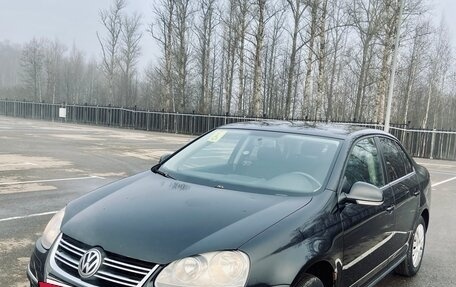 Volkswagen Jetta VI, 2010 год, 470 000 рублей, 2 фотография