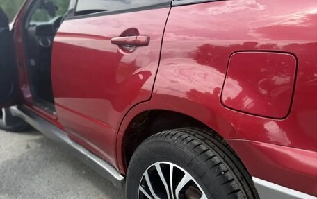 Mitsubishi Outlander III рестайлинг 3, 2004 год, 650 000 рублей, 4 фотография