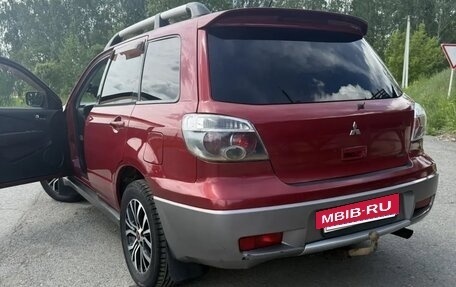 Mitsubishi Outlander III рестайлинг 3, 2004 год, 650 000 рублей, 2 фотография