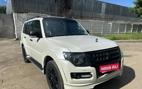 Mitsubishi Pajero IV, 2020 год, 4 150 000 рублей, 9 фотография