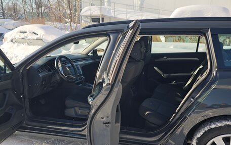 Volkswagen Passat B8 рестайлинг, 2019 год, 2 000 000 рублей, 8 фотография