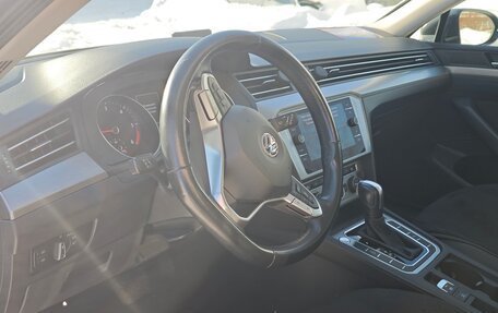 Volkswagen Passat B8 рестайлинг, 2019 год, 2 000 000 рублей, 9 фотография
