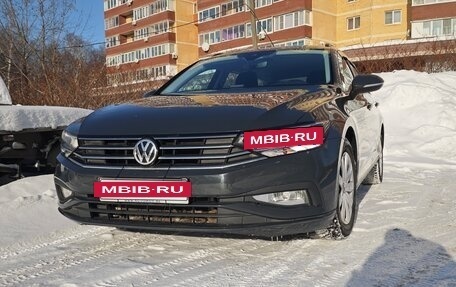 Volkswagen Passat B8 рестайлинг, 2019 год, 2 000 000 рублей, 6 фотография