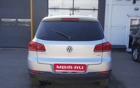 Volkswagen Tiguan I, 2015 год, 1 495 000 рублей, 6 фотография