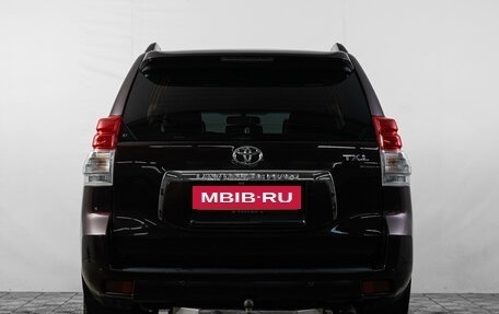 Toyota Land Cruiser Prado 150 рестайлинг 2, 2011 год, 2 299 000 рублей, 6 фотография