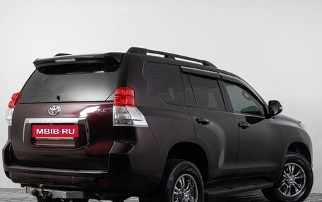 Toyota Land Cruiser Prado 150 рестайлинг 2, 2011 год, 2 299 000 рублей, 7 фотография