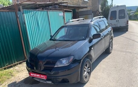 Mitsubishi Outlander III рестайлинг 3, 2003 год, 830 000 рублей, 1 фотография