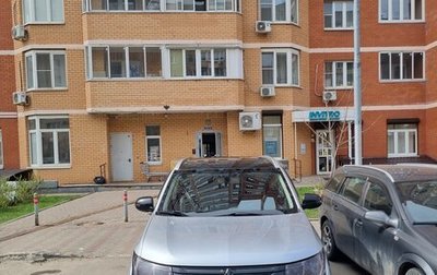 Mitsubishi Outlander III рестайлинг 3, 2014 год, 1 250 000 рублей, 1 фотография