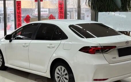 Toyota Corolla, 2022 год, 1 611 000 рублей, 5 фотография