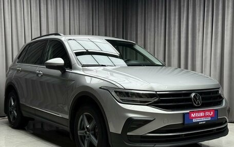 Volkswagen Tiguan II, 2021 год, 2 579 000 рублей, 1 фотография