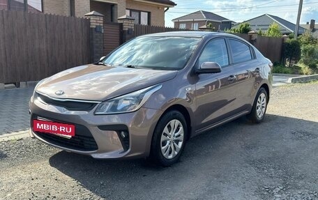 KIA Rio IV, 2017 год, 1 250 000 рублей, 2 фотография
