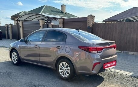 KIA Rio IV, 2017 год, 1 250 000 рублей, 4 фотография
