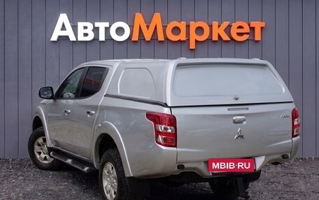 Mitsubishi L200 IV рестайлинг, 2015 год, 1 799 000 рублей, 17 фотография