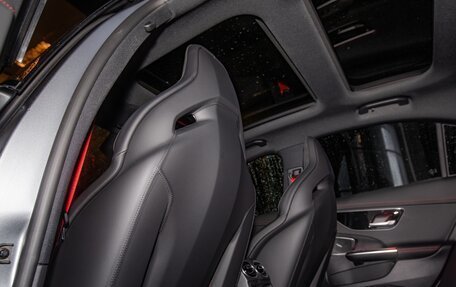 Mercedes-Benz C-Класс AMG, 2023 год, 8 100 000 рублей, 26 фотография