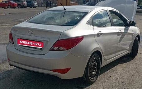 Hyundai Solaris II рестайлинг, 2016 год, 850 000 рублей, 12 фотография