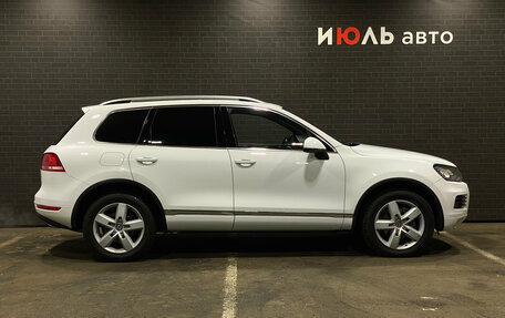 Volkswagen Touareg III, 2012 год, 2 015 000 рублей, 4 фотография
