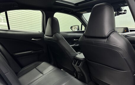 Lexus UX I, 2019 год, 2 690 000 рублей, 18 фотография