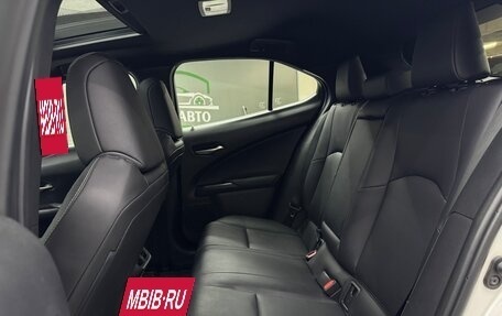 Lexus UX I, 2019 год, 2 690 000 рублей, 14 фотография