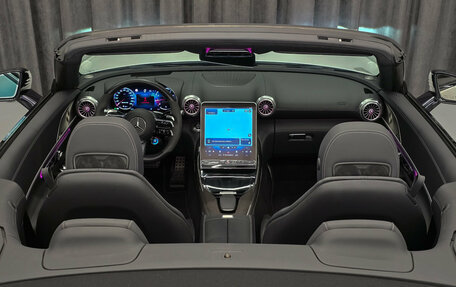 Mercedes-Benz SL-Класс AMG, 2022 год, 18 000 000 рублей, 30 фотография