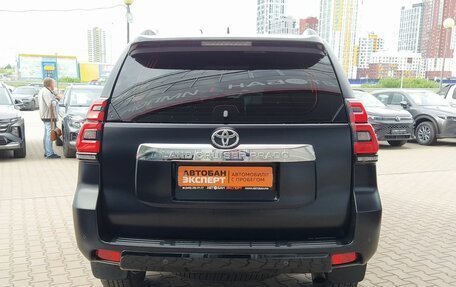 Toyota Land Cruiser Prado 150 рестайлинг 2, 2020 год, 6 948 000 рублей, 6 фотография