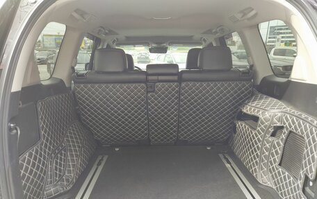 Toyota Land Cruiser Prado 150 рестайлинг 2, 2020 год, 6 948 000 рублей, 8 фотография