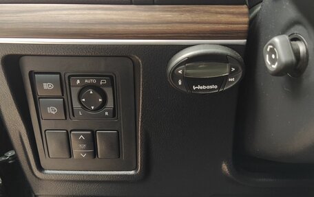 Toyota Land Cruiser Prado 150 рестайлинг 2, 2020 год, 6 948 000 рублей, 14 фотография