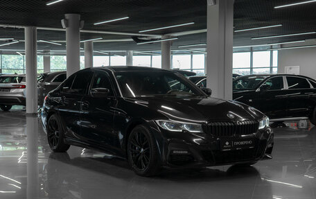 BMW 3 серия, 2019 год, 3 990 000 рублей, 2 фотография