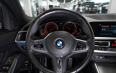 BMW 3 серия, 2019 год, 3 990 000 рублей, 10 фотография