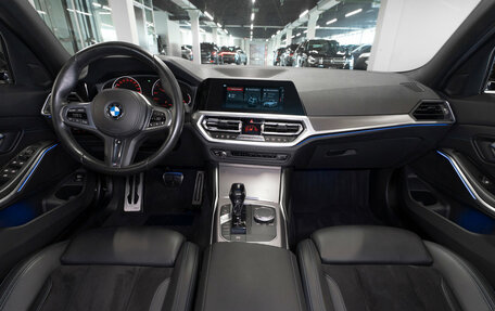 BMW 3 серия, 2019 год, 3 990 000 рублей, 8 фотография