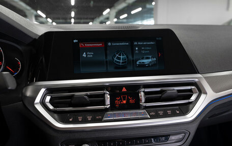 BMW 3 серия, 2019 год, 3 990 000 рублей, 16 фотография