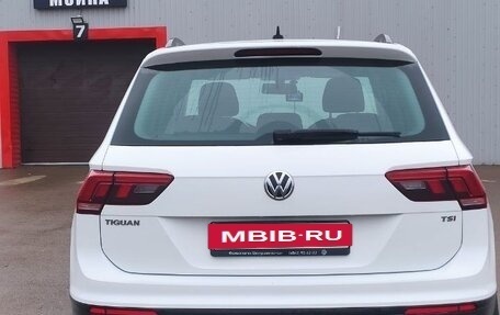 Volkswagen Tiguan II, 2018 год, 2 100 000 рублей, 6 фотография