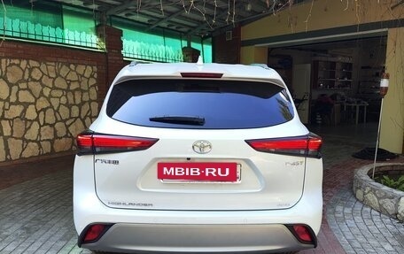 Toyota Highlander, 2025 год, 5 800 000 рублей, 5 фотография