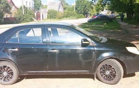 Geely MK I рестайлинг, 2011 год, 165 000 рублей, 2 фотография