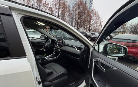 Toyota RAV4, 2021 год, 4 600 000 рублей, 5 фотография