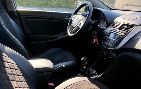 Hyundai Solaris II рестайлинг, 2016 год, 655 000 рублей, 6 фотография
