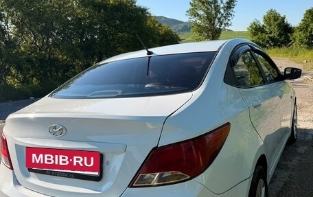 Hyundai Solaris II рестайлинг, 2016 год, 655 000 рублей, 3 фотография