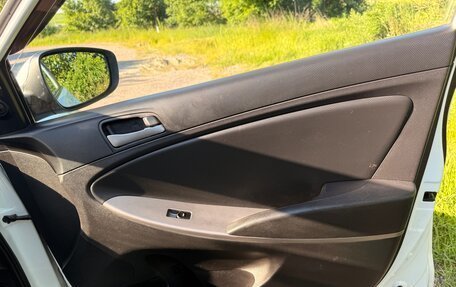 Hyundai Solaris II рестайлинг, 2016 год, 655 000 рублей, 9 фотография