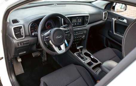 KIA Sportage IV рестайлинг, 2021 год, 1 955 000 рублей, 13 фотография