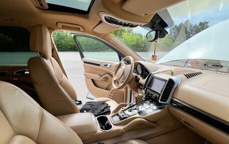 Porsche Cayenne III, 2010 год, 2 900 000 рублей, 12 фотография