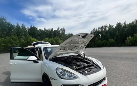 Porsche Cayenne III, 2010 год, 2 900 000 рублей, 14 фотография