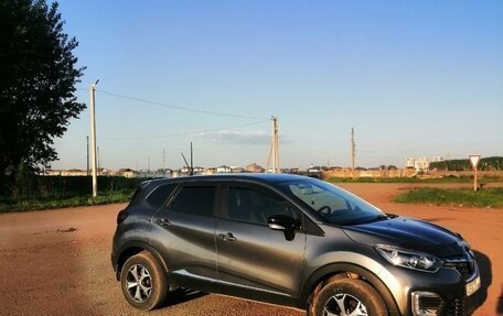 Renault Kaptur I рестайлинг, 2020 год, 1 160 000 рублей, 2 фотография