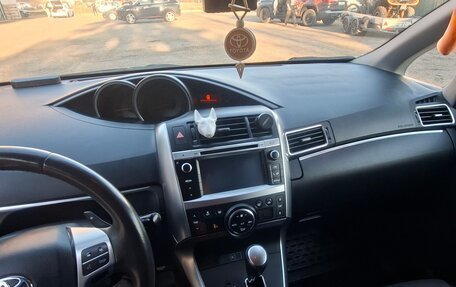 Toyota Verso I, 2014 год, 1 450 000 рублей, 14 фотография