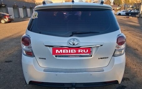 Toyota Verso I, 2014 год, 1 450 000 рублей, 2 фотография