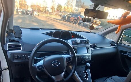 Toyota Verso I, 2014 год, 1 450 000 рублей, 18 фотография