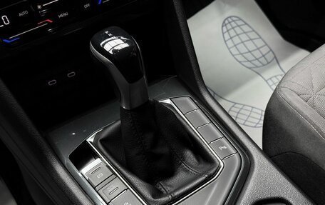 Volkswagen Tiguan II, 2021 год, 2 579 000 рублей, 18 фотография