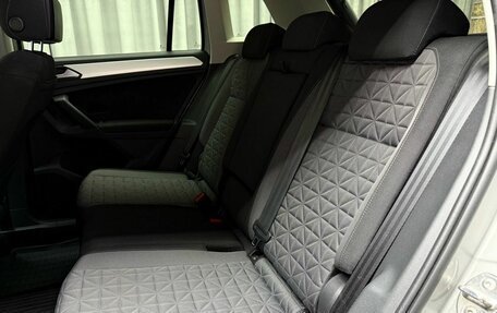 Volkswagen Tiguan II, 2021 год, 2 579 000 рублей, 30 фотография