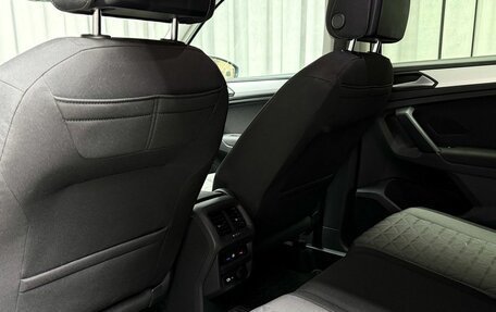 Volkswagen Tiguan II, 2021 год, 2 579 000 рублей, 32 фотография