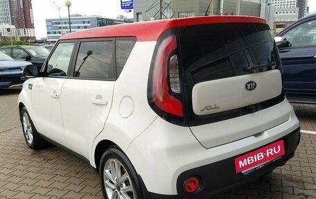 KIA Soul II рестайлинг, 2018 год, 1 919 000 рублей, 6 фотография