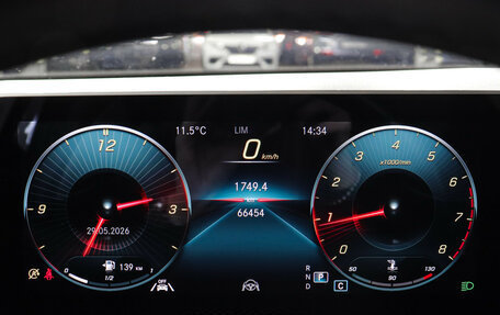 Mercedes-Benz A-Класс, 2018 год, 2 799 000 рублей, 12 фотография